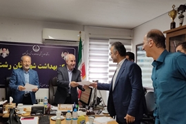 دیدار نماینده مردم رشت و خمام با اعضای شورای بهورزی در مرکز بهداشت رشت